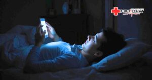 Ilustrasi dampak gadget sebelum tidur terhadap kualitas tidur